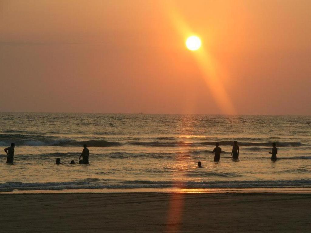 Sagarika Beach Hotel Moragalla Luaran gambar