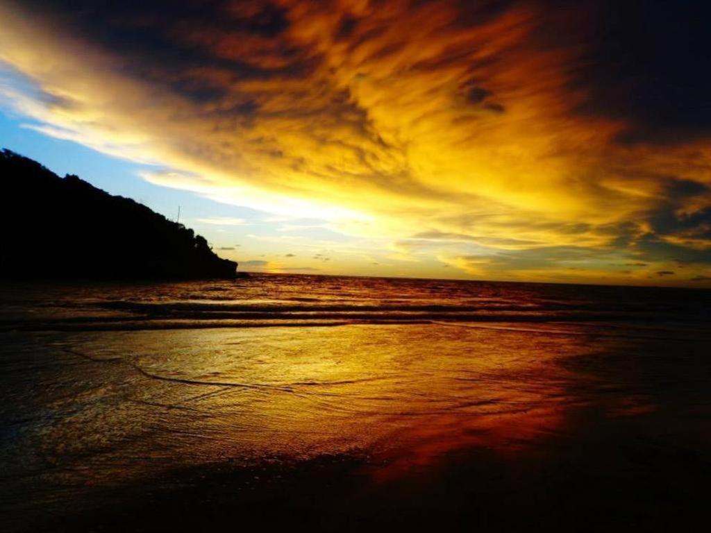 Sagarika Beach Hotel Moragalla Luaran gambar
