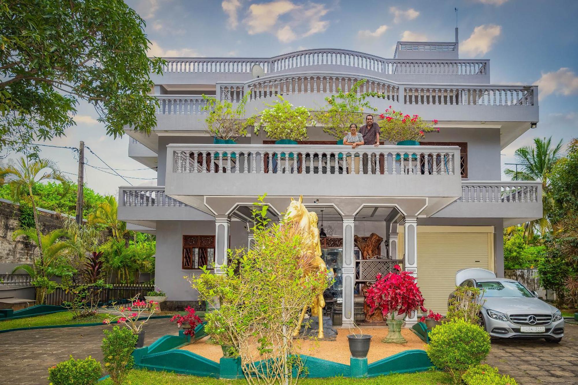 Sagarika Beach Hotel Moragalla Luaran gambar